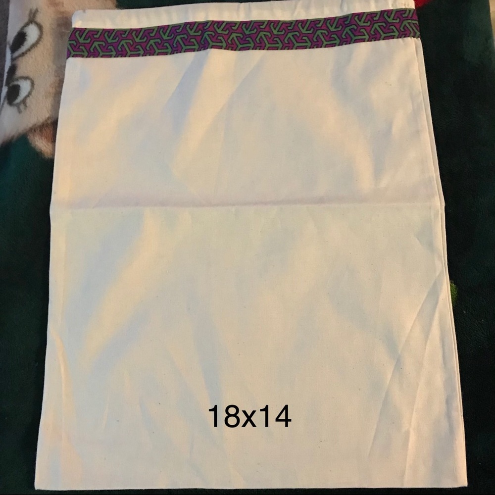 Tory Burch Dustbag 18x14
